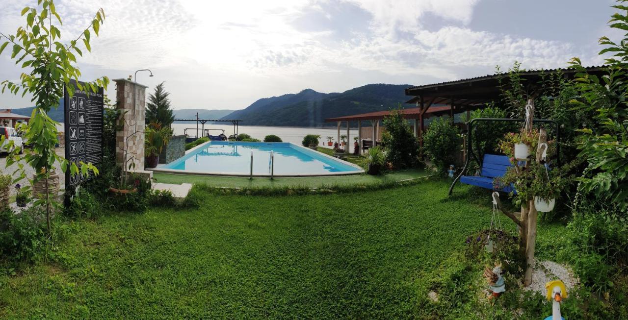 Hotel Casa Wanted Orşova Esterno foto
